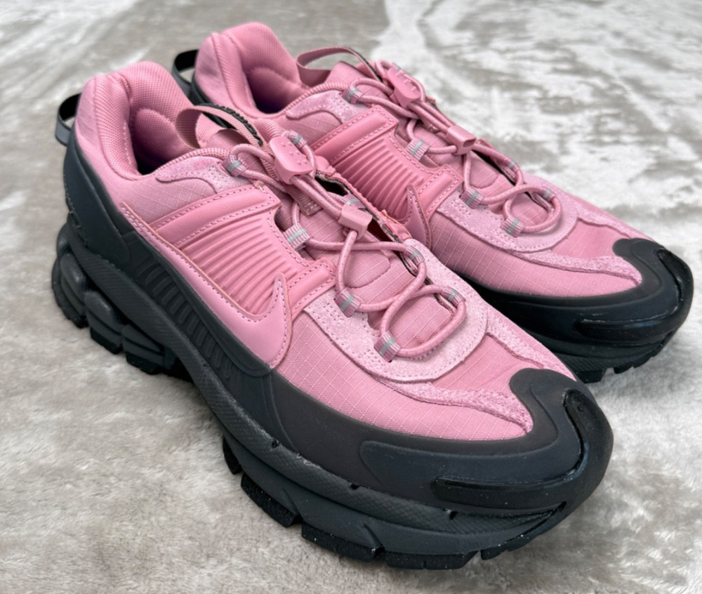 Nike Vomero 5 Roam Elemental Pink Anthracite Gray Sneakers Womens Size 10